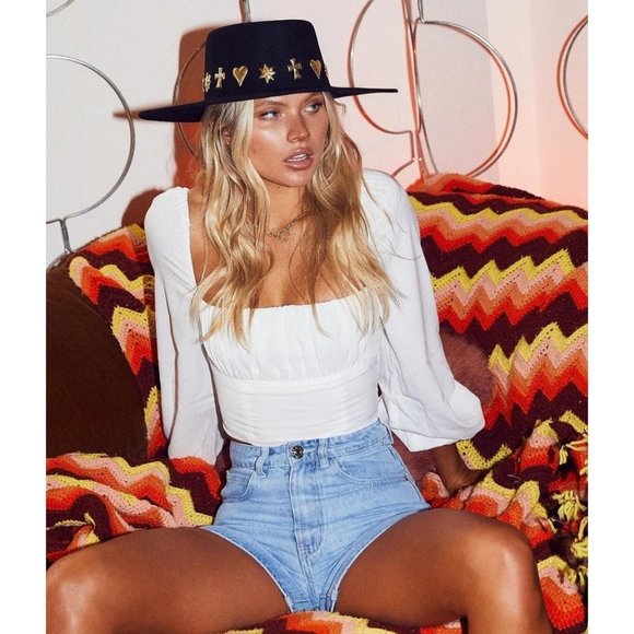 Princess Polly Tops - Princess Polly Ariah Long White Sleeve Top Sz 2